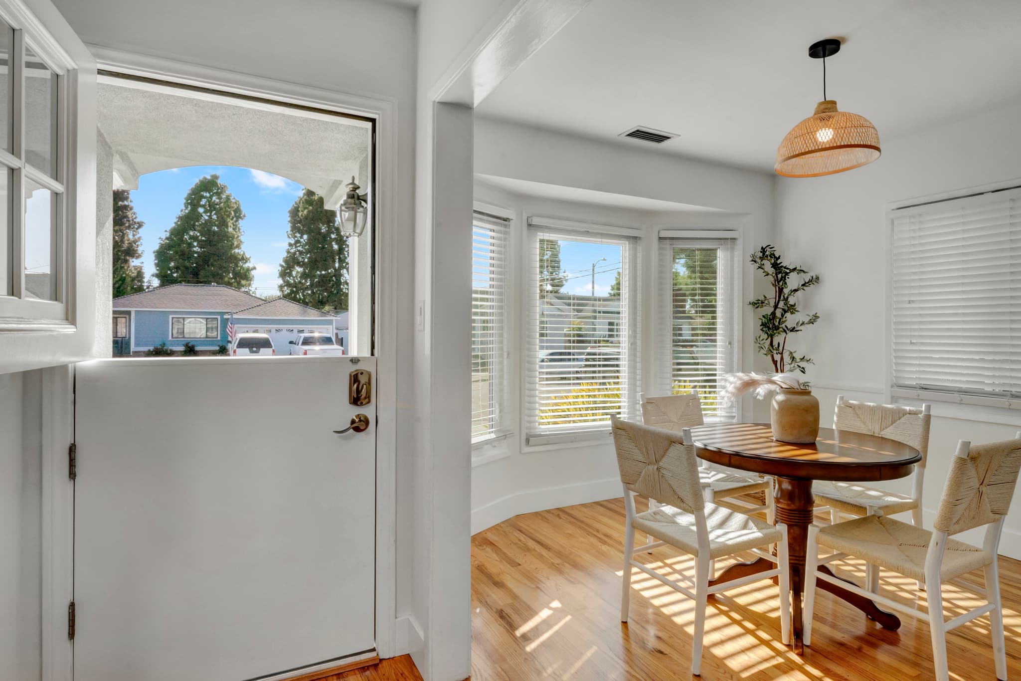 3556 Roxanne Avenue, Long Beach, CA 90808 - photo 9