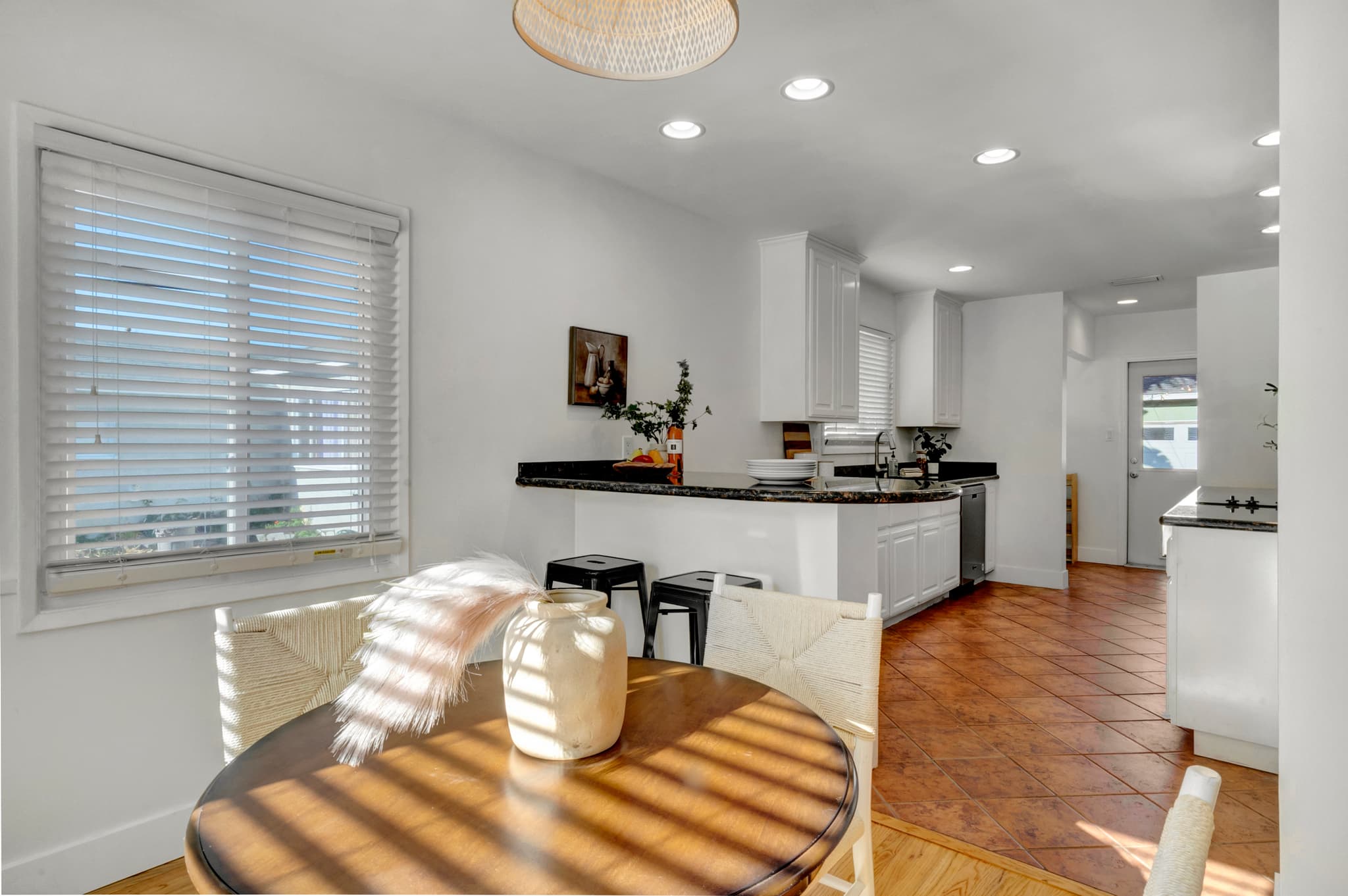 3556 Roxanne Avenue, Long Beach, CA 90808 - photo 11