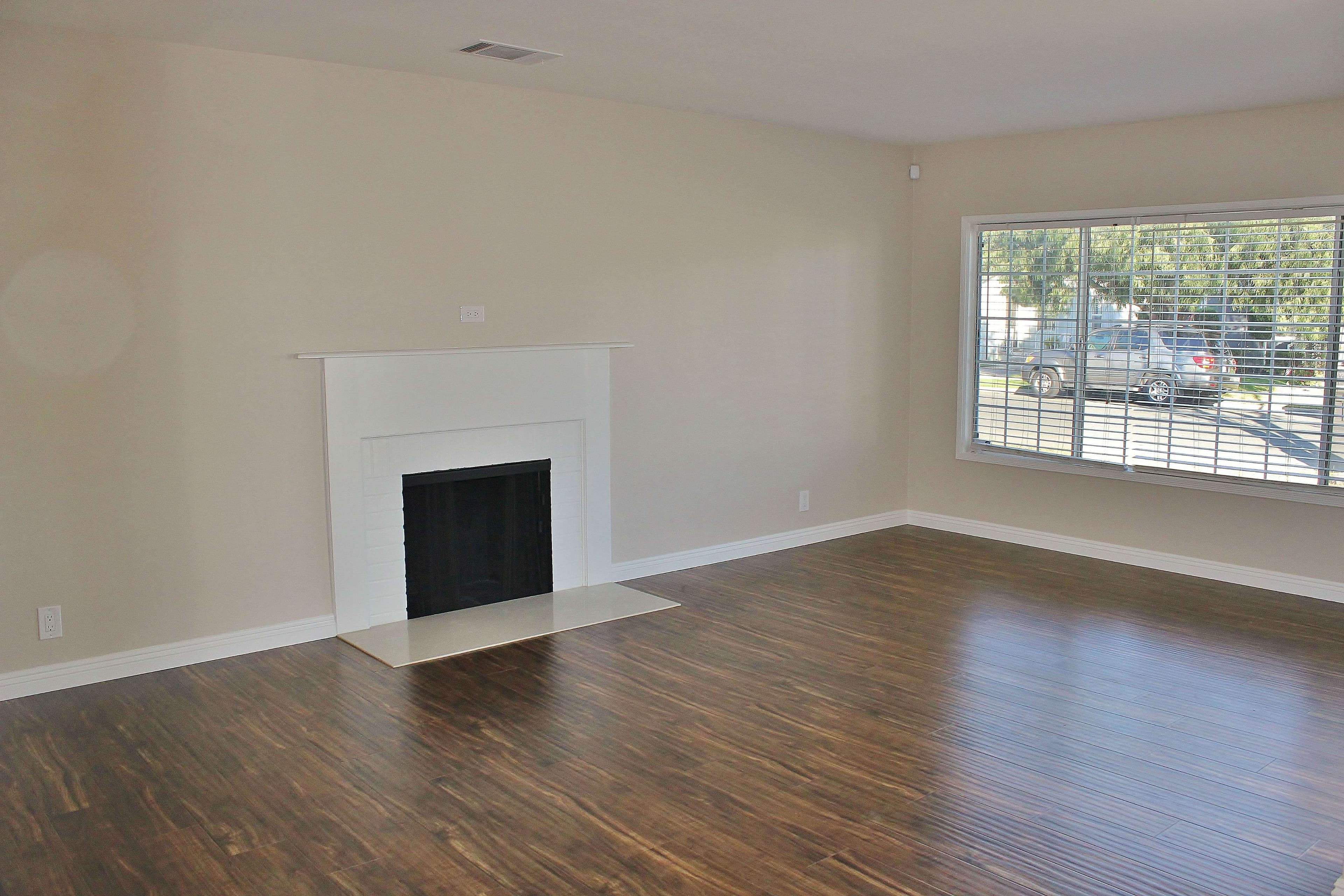 2925 San Francisco Ave, Long Beach, CA 90806 - photo 3