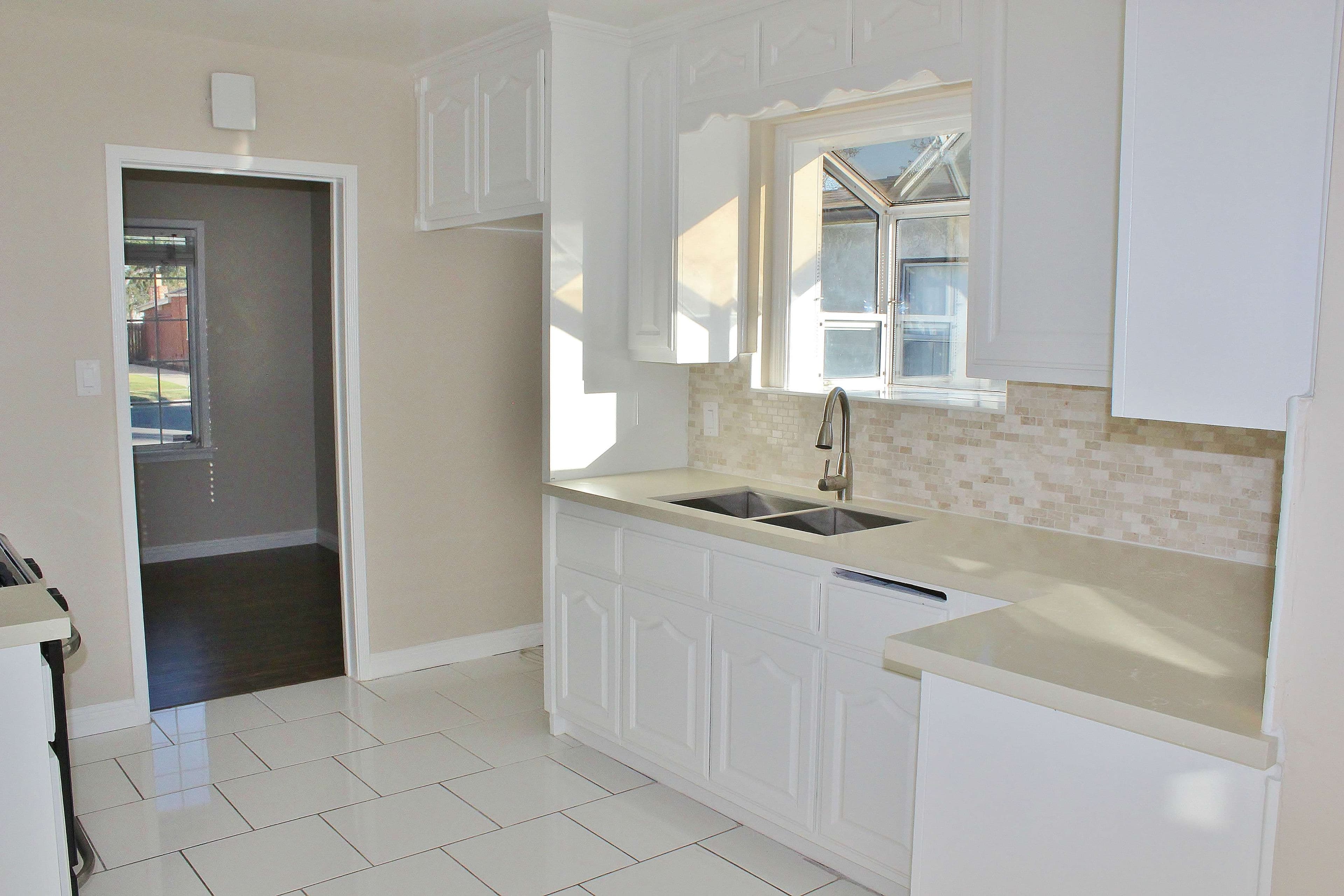 2925 San Francisco Ave, Long Beach, CA 90806 - photo 8