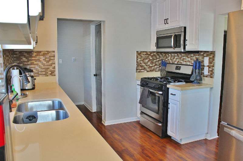 7128 Geyser Ave, Reseda, CA 91335 - photo 10