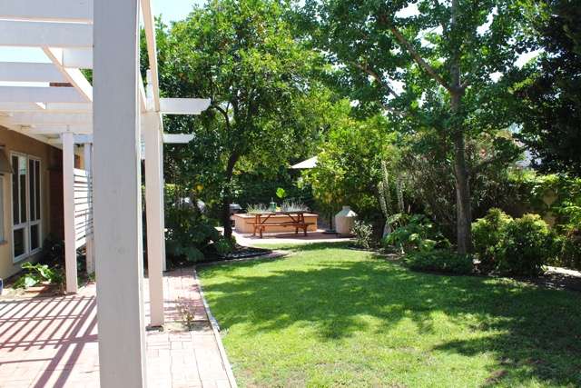537 Stanford Ave, Fullerton  92831 - photo 4