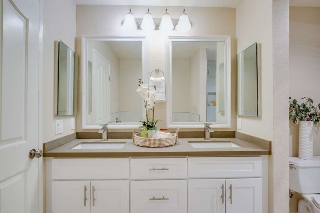 10650 Kinnard # 111, Los Angeles 90024 - photo 13