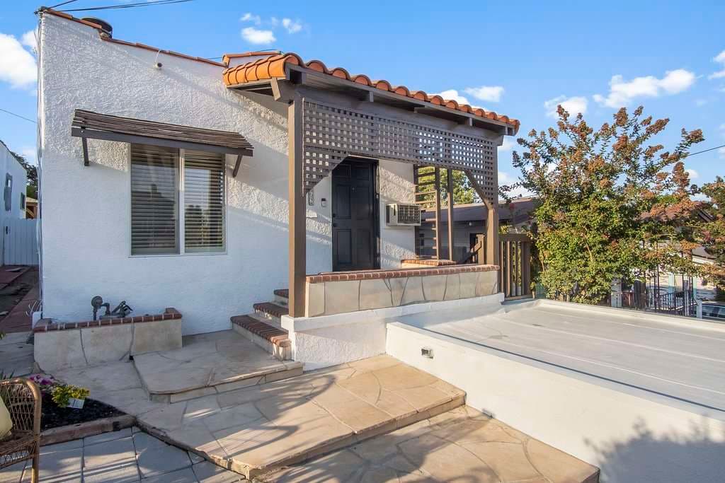 1062 W. 1st Street, San Pedro  90731 - photo 2