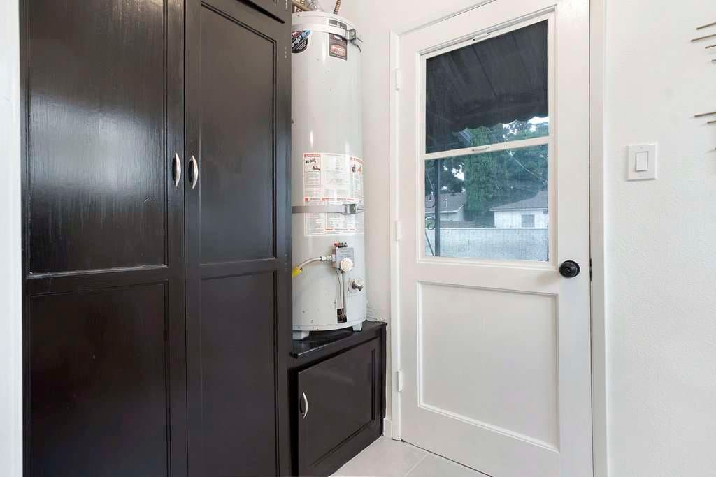 3462 Lees Ave, Long Beach 90808 - photo 10