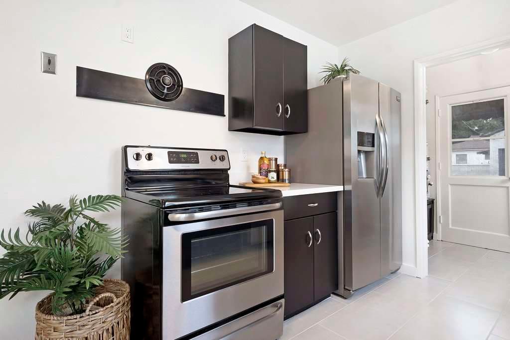 3462 Lees Ave, Long Beach 90808 - photo 13