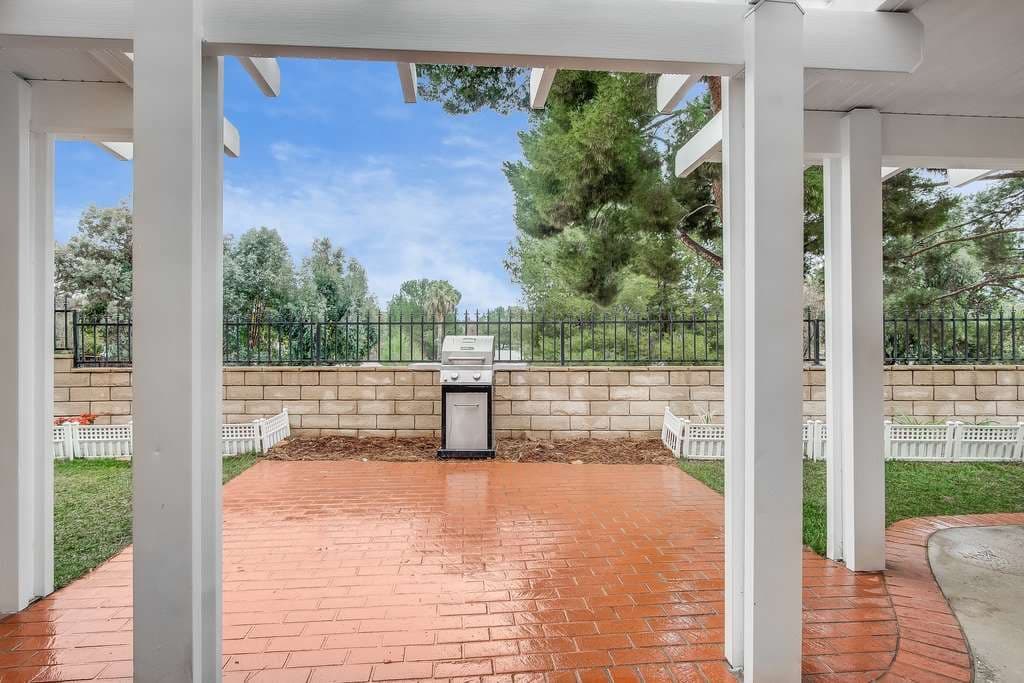 30365 Veronda Place, Temecula 92592 - photo 18
