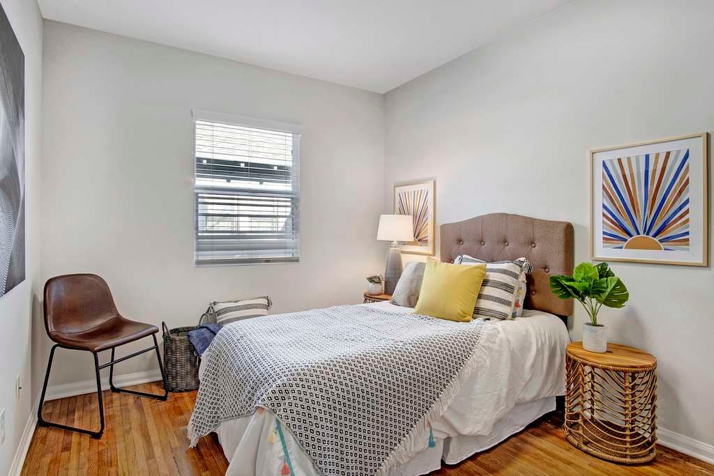 1066 W 25th St, San Pedro 90731 - photo 14