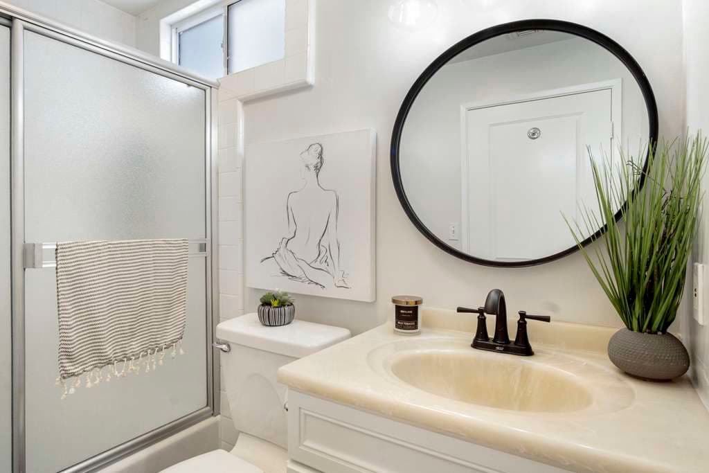 1066 W 25th St, San Pedro 90731 - photo 17