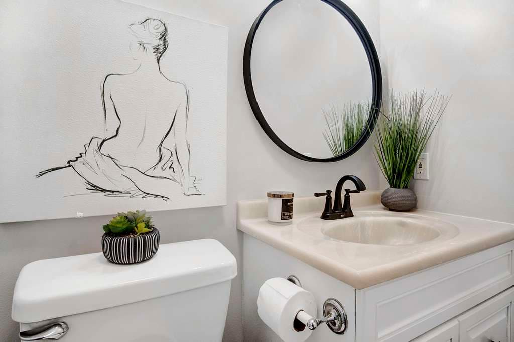 1066 W 25th St, San Pedro 90731 - photo 18