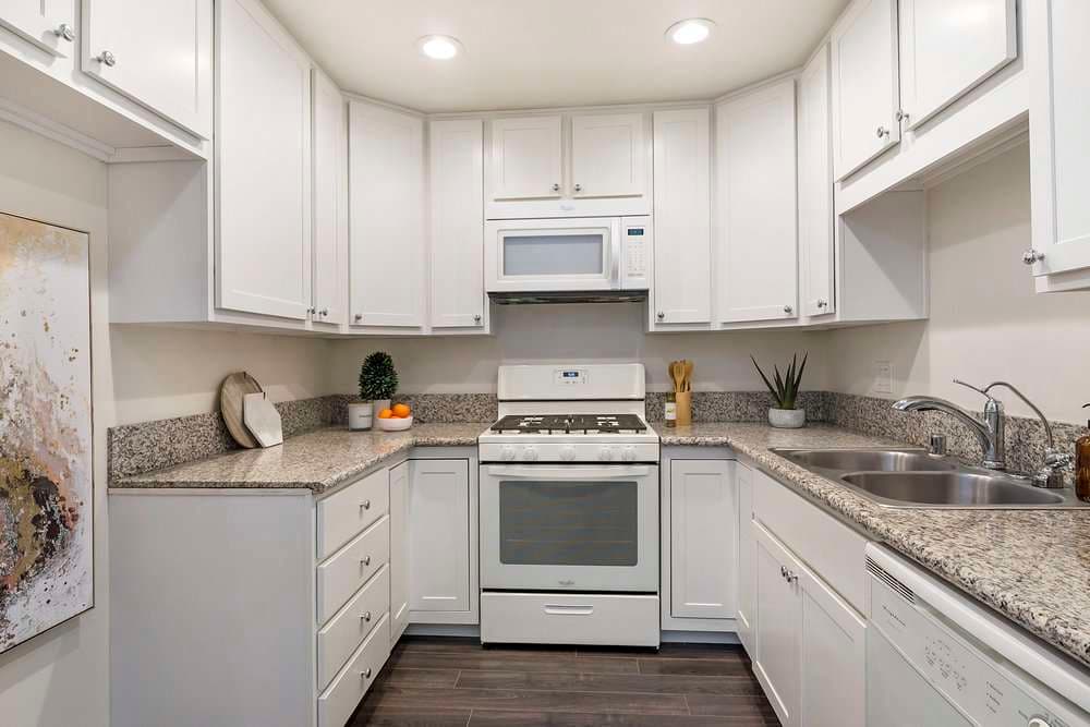 2920 S Greenville St, Unit A,  Santa Ana 92704 - photo 3