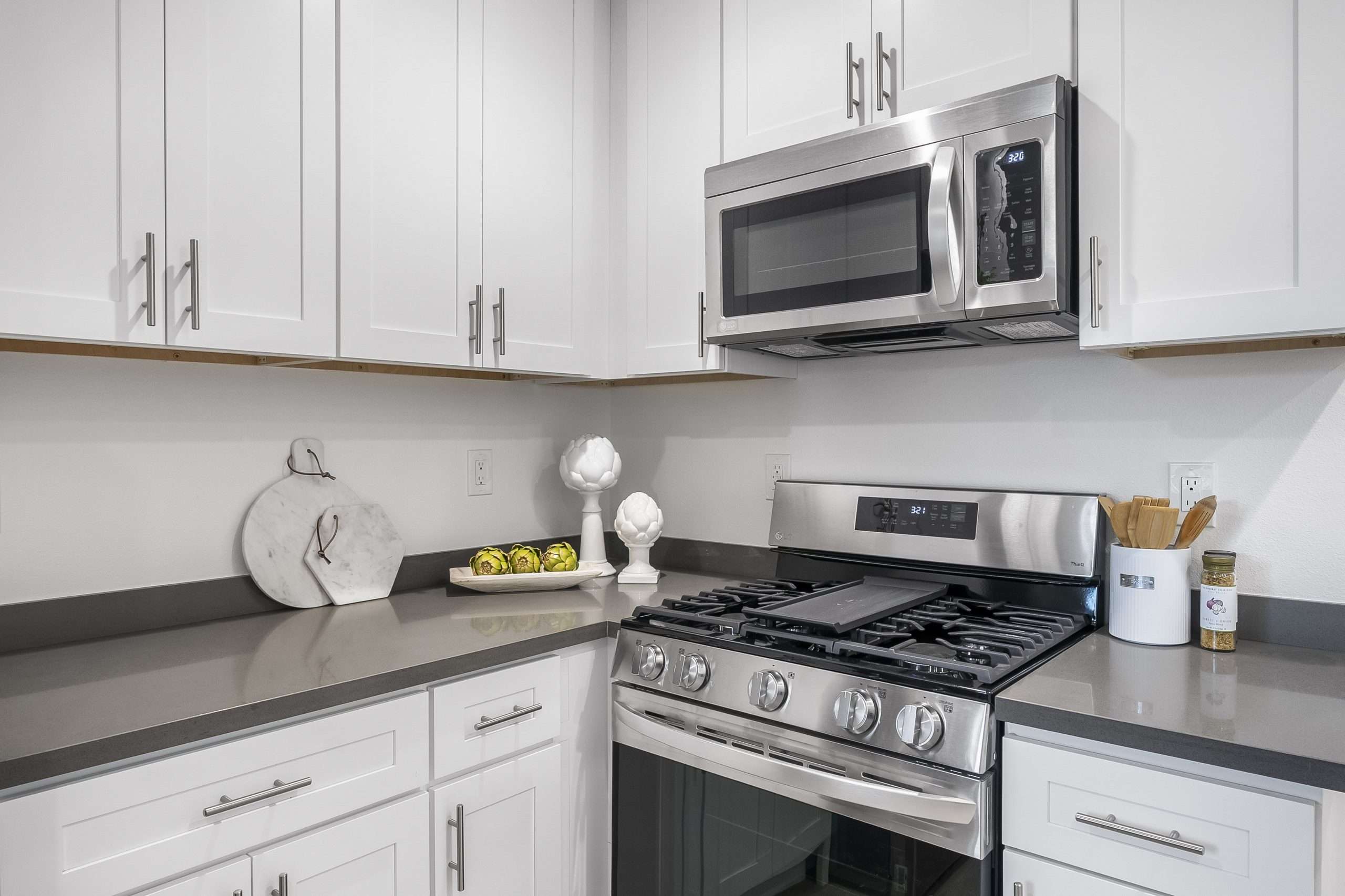 744 Termino Ave, Long Beach 90804 - photo 12