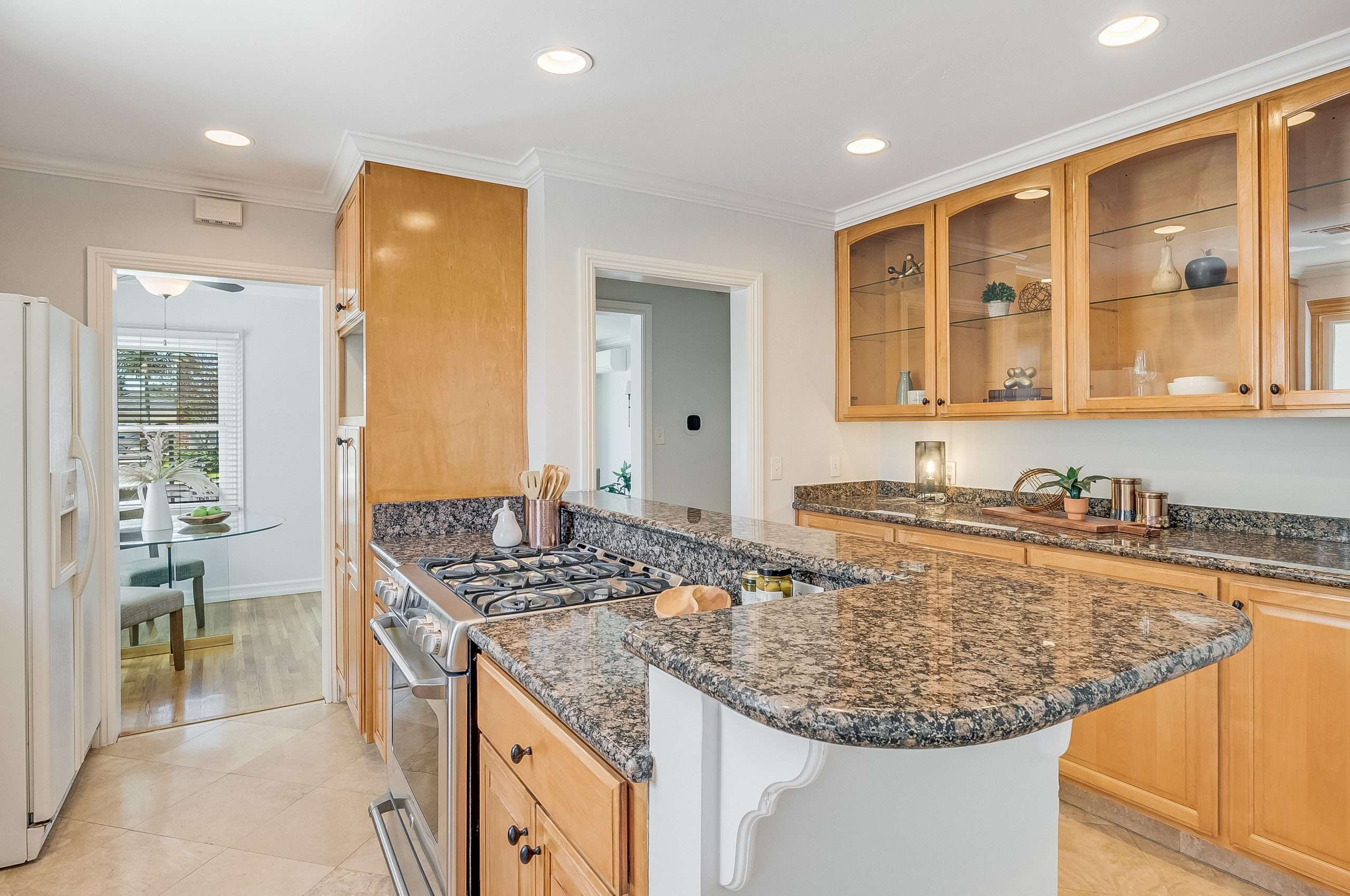 3526 N Greenbrier Rd, Long Beach  90808 - photo 12