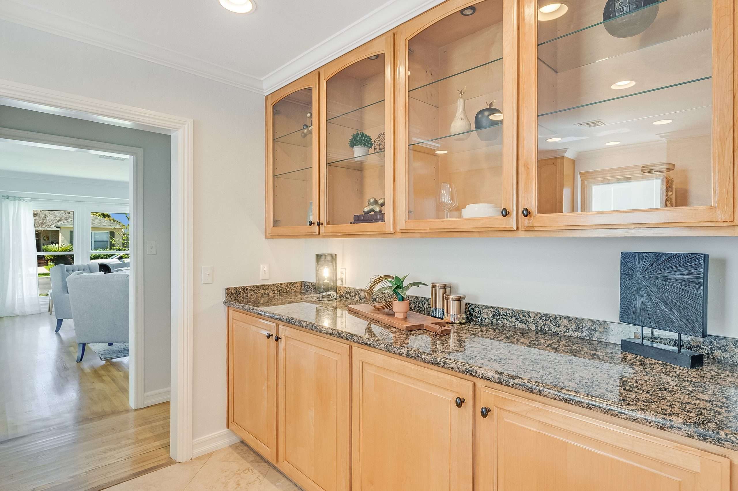 3526 N Greenbrier Rd, Long Beach  90808 - photo 15