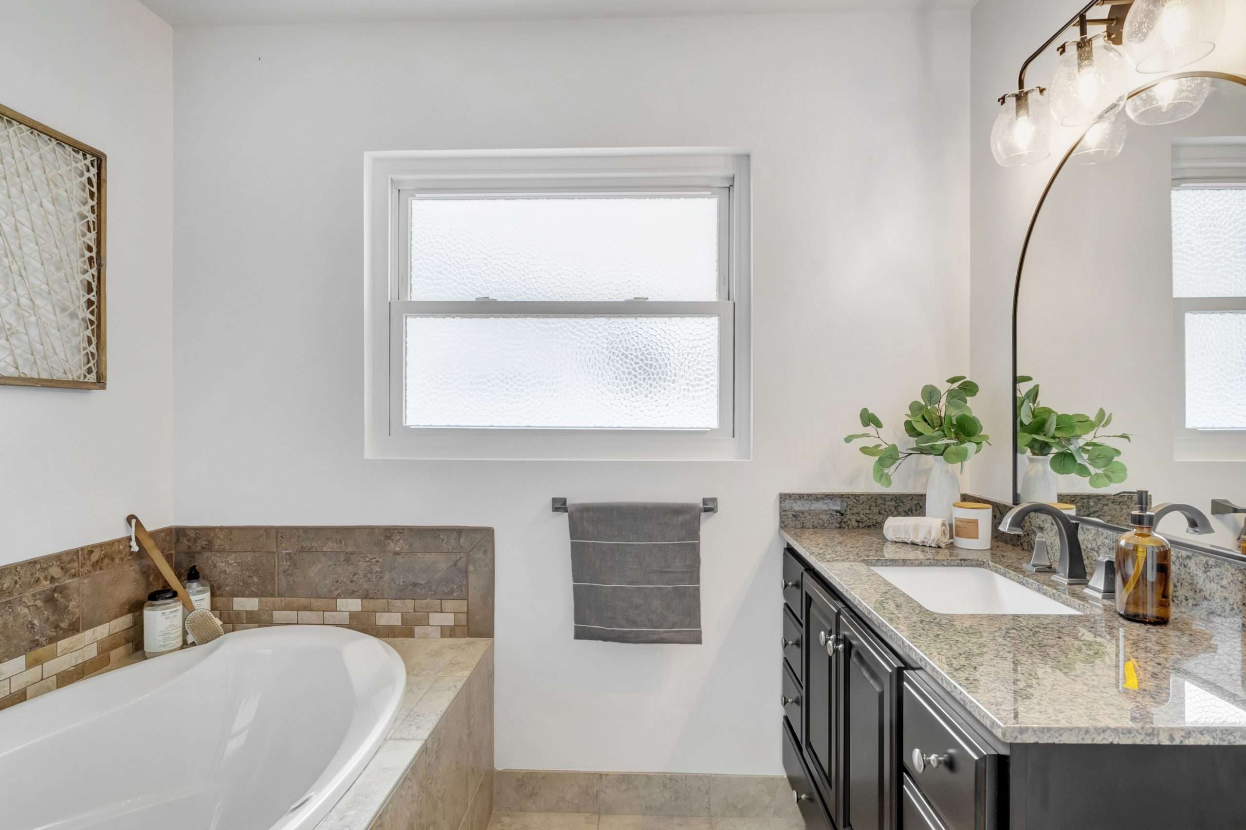 9542 Joyzelle Dr, Garden Grove 92841 - photo 11