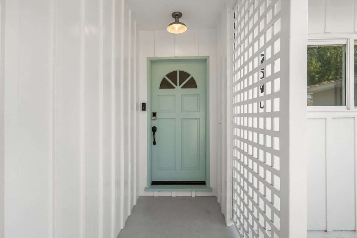 7540 W 91st Street, Los Angeles 90045 - photo 4