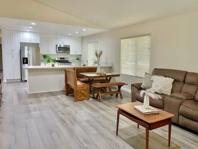 5568 Lodgepole Dr, Wrightwood 92397 - photo 7
