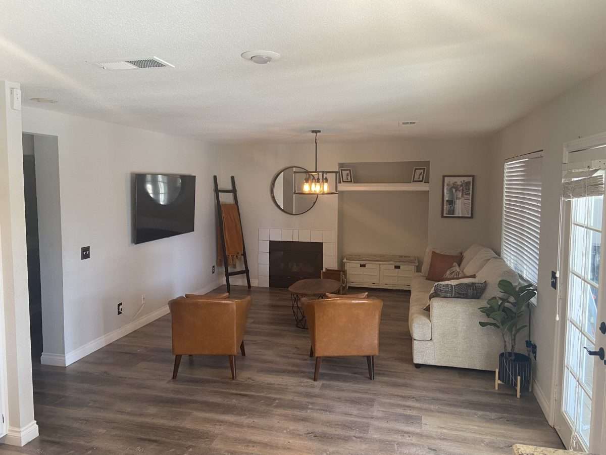 15551 Fairbanks Dr, Victorville 92394 - photo 3