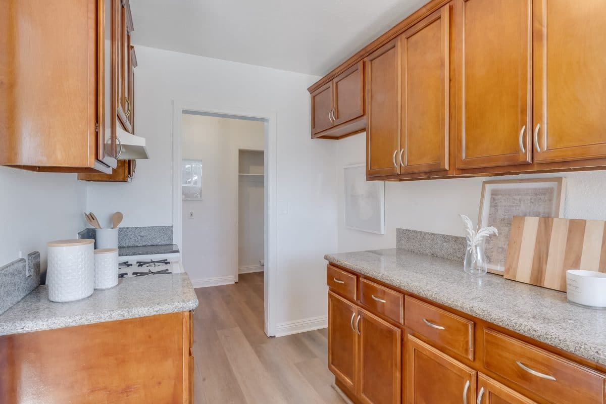 1347 E Bennett, Compton 90221 - photo 14