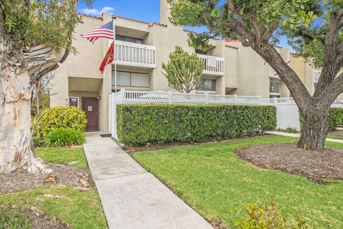 380 W Wilson Street #A101, Costa Mesa 92627 - photo 2